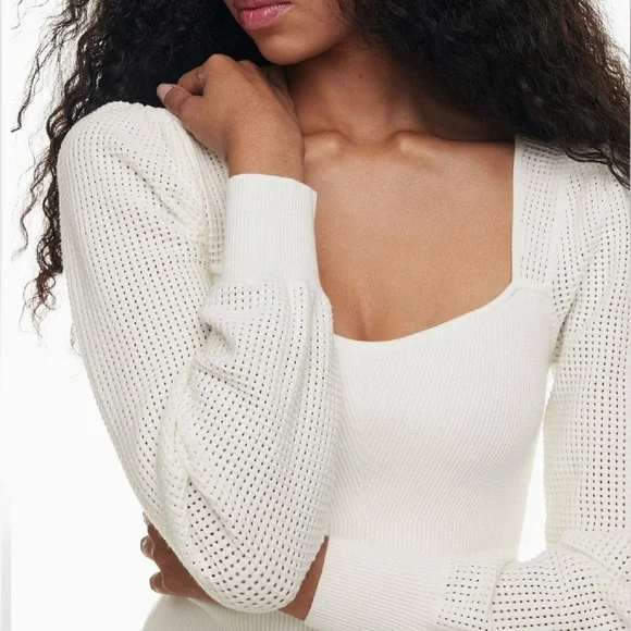 Wilfred New Chance Sweatee - Picture 2 of 8